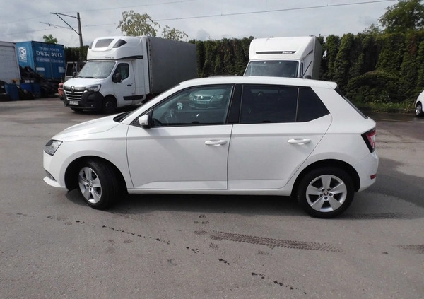 Skoda Fabia cena 37000 przebieg: 153227, rok produkcji 2020 z Sanok małe 79
